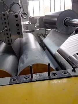0.8 - 5mm Kalınlığı LVT Vinil Zemin Üretim Hatı Lvt Zemin Yapım Makinesi