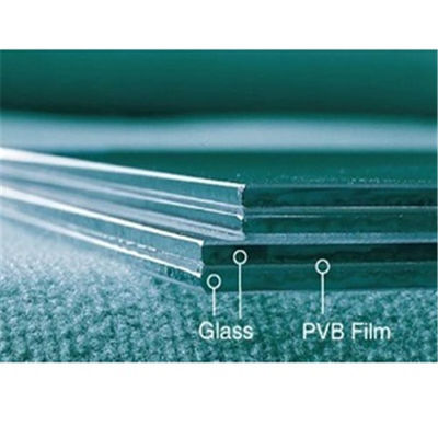 PVB Fotovoltaik Film Yapma Makinesi Çift Vidalı Ekstruder Kullanıyor
