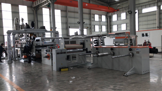 satın al Kristalizasyon ve Kurutma Gerektirmeyen Çift Vidalı PET Levha Ekstrüzyon Hattı, 800-1500mm Genişlik ve %100 RPET Kullanımı online manufacture